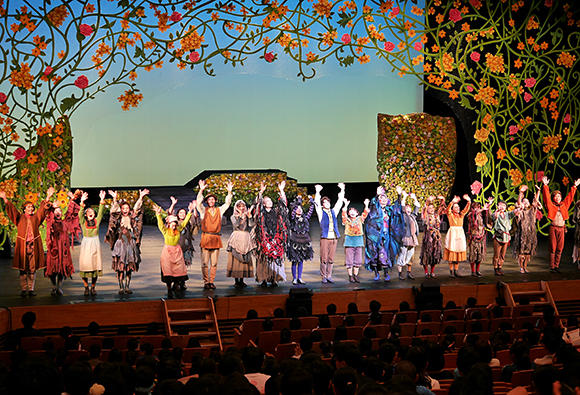 こころの劇場 東京公演 魔法をすてたマジョリン が開幕しました ニュース お知らせ 一般財団法人舞台芸術センター こころの劇場 東京公演 魔法をすてたマジョリン が開幕しました ニュース お知らせ 一般財団法人舞台芸術センター